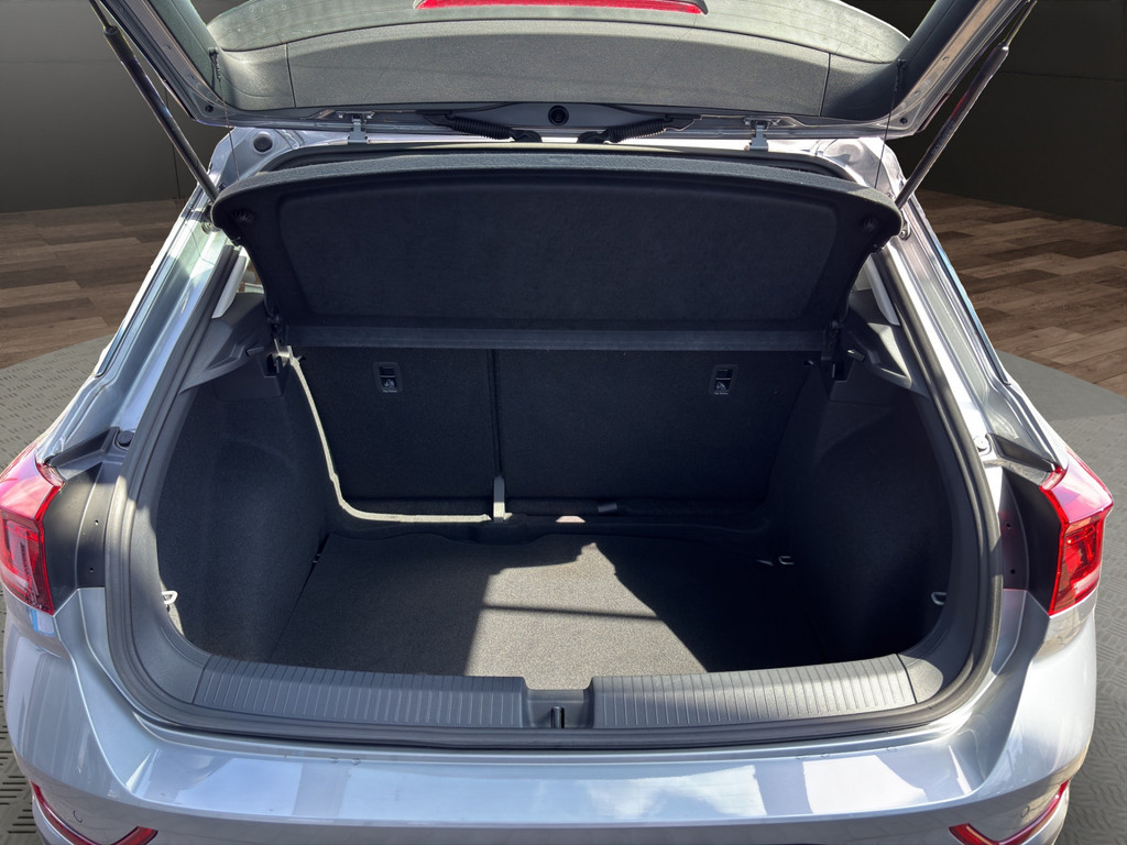 T-Roc 1.0 TSI *APP,ACC,2-ZonenKlima,LED,DigiCock*