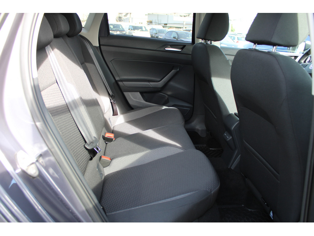 Polo 1.0l TSI Active *TravelAssist,LED,APP,2-ZonenKlim*