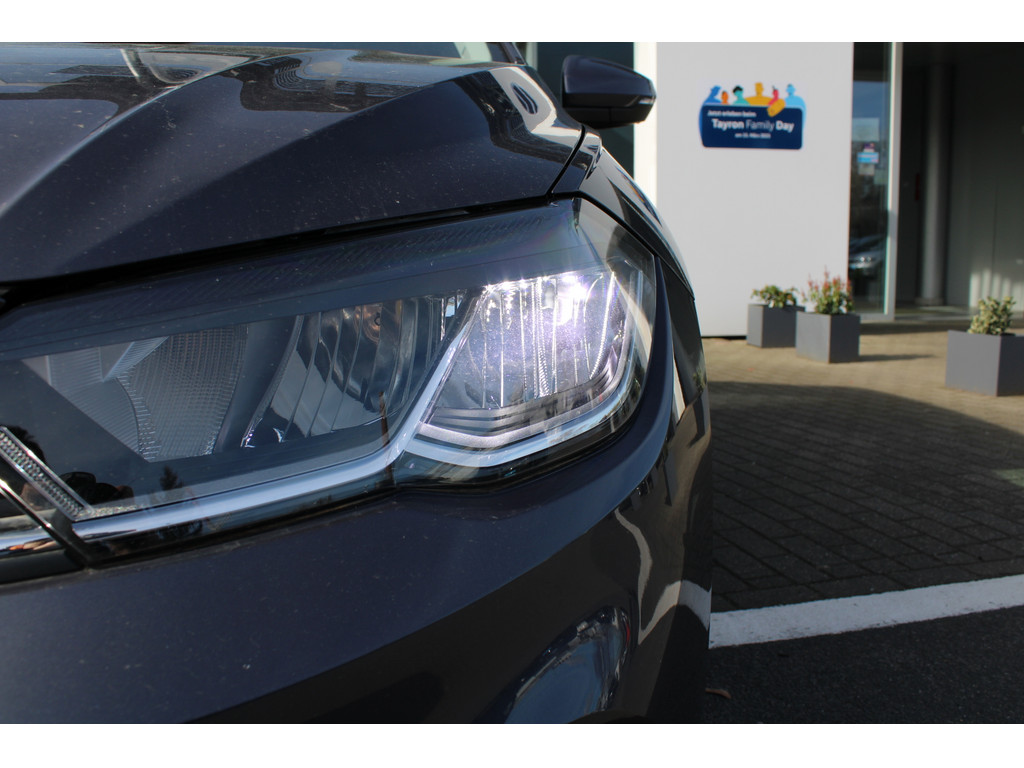 Polo 1.0l TSI Active *TravelAssist,LED,APP,2-ZonenKlim*