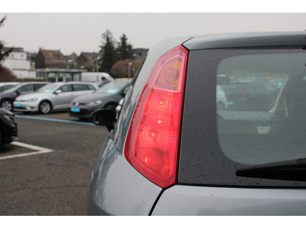 Grande Punto 1.2 8V Dynamic Gewerbe/Export *Radio,Multif. Lenkrad*