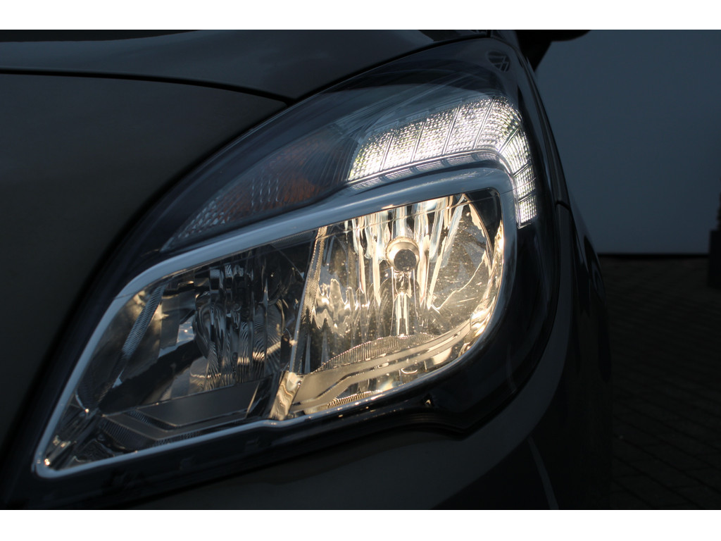 Meriva B 1.4 Turbo drive *LED*