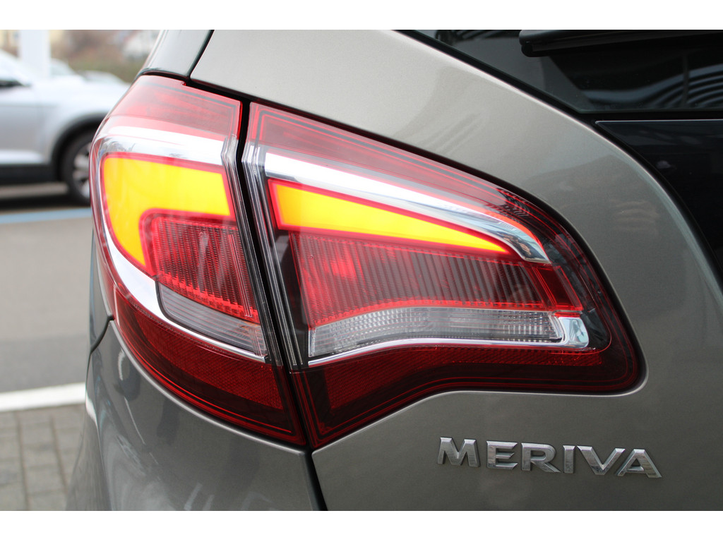 Meriva B 1.4 Turbo drive *LED*