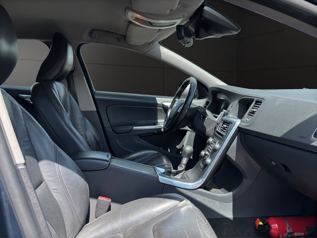 V 60 1.6 D Drive Kinetic