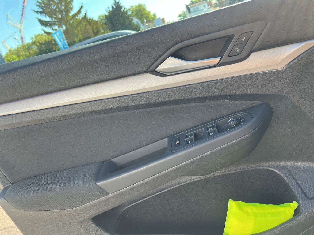 Golf VIII 1.0 TSI Life *Licht u. Sicht, ACC, APP, LED, ISOFIX*