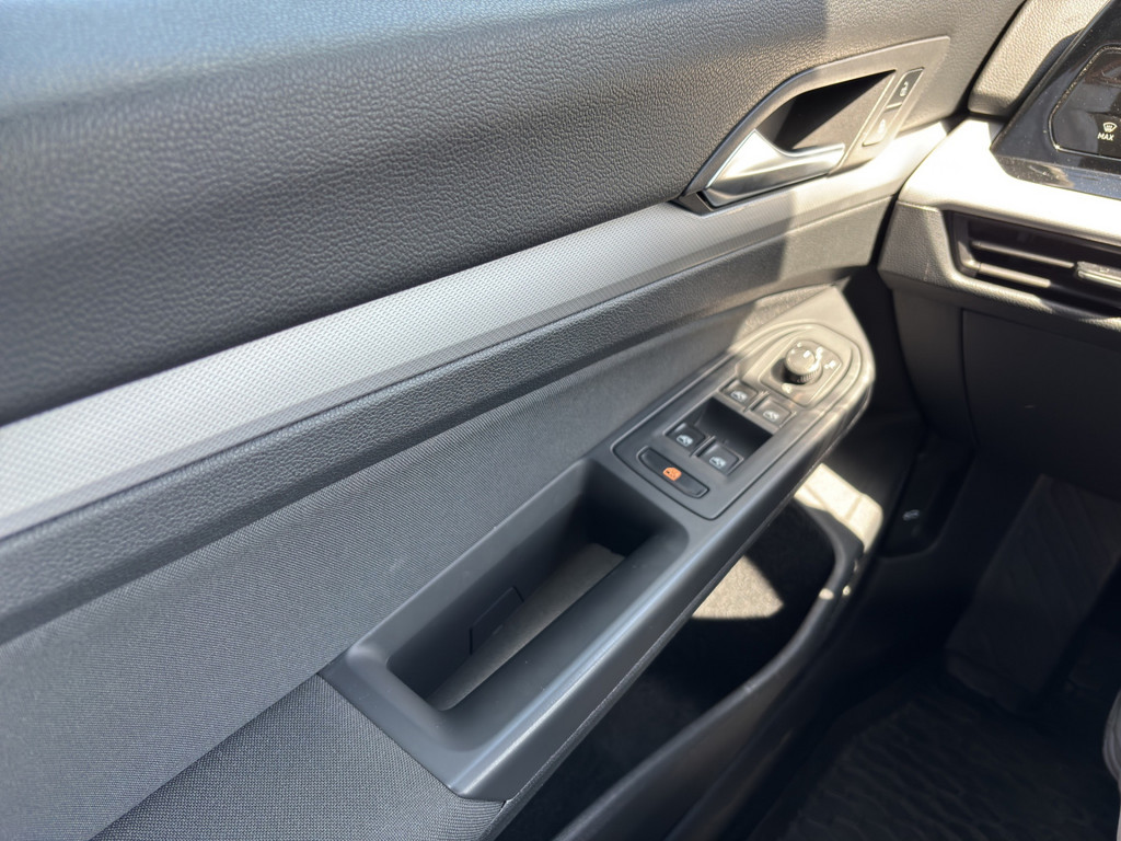 Golf VIII Variant 2.0 TDI Basis*APP, LED, Klima, StartStopp*