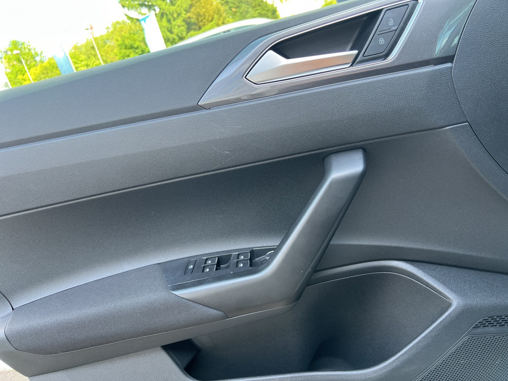 Taigo 1.0l TSI Style *Pano,Licht+Sicht,2-ZonenKlima,LEDMatrix,APP,DigC