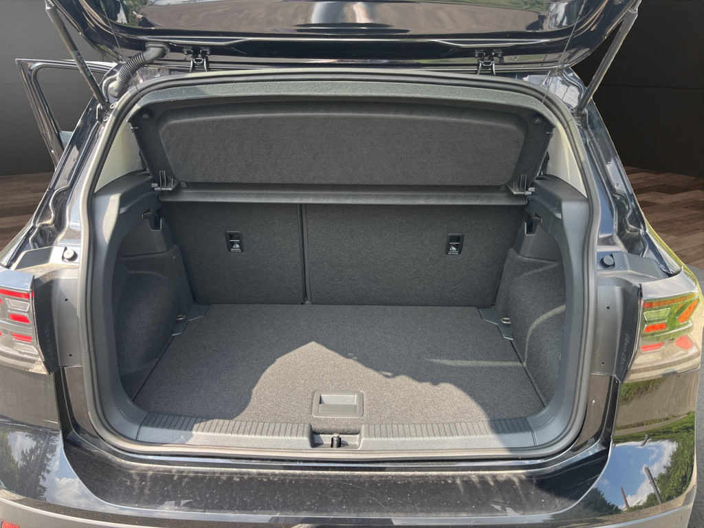 T-Cross 1.0 TSI Style *NAV,R.Kam,APP,ACC,2-ZonKlima,MatrixLED,SHZ,Assi