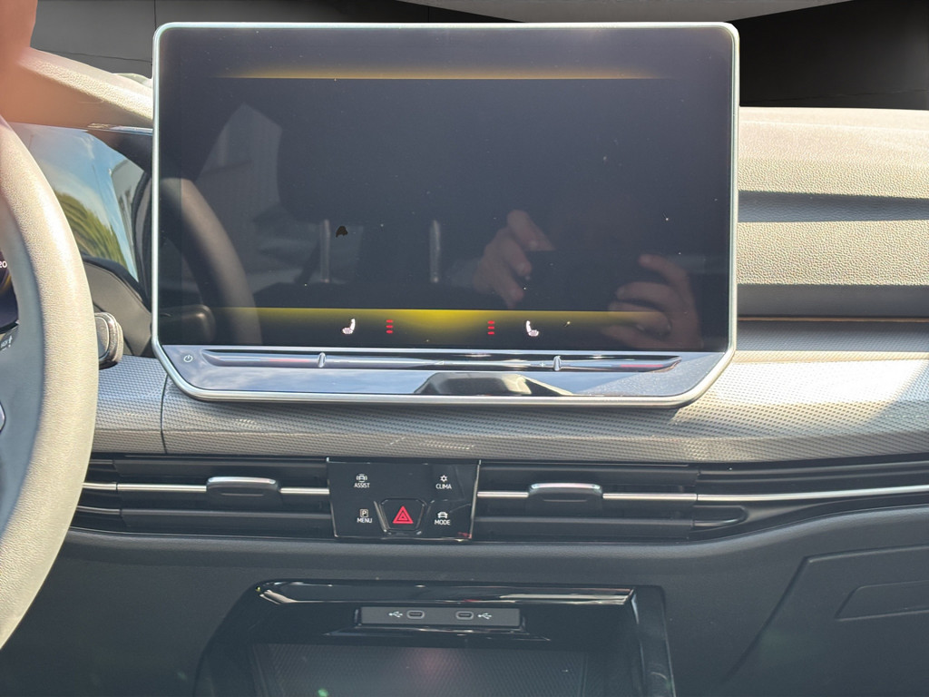 Golf VIII 1.5 eTSI 110 kW Edition 50