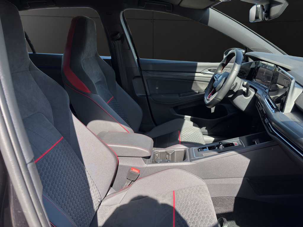Golf VIII 2.0l TSI GTI Clubsport *IQLight, Licht+Sicht, HeadUpDisplay,