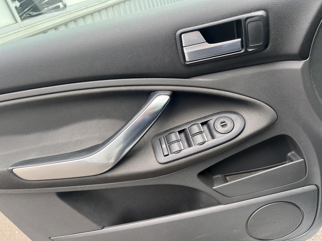 C-Max C-Max 1.6 TDCi Style+ *Gewerbe/Export* SHZ*