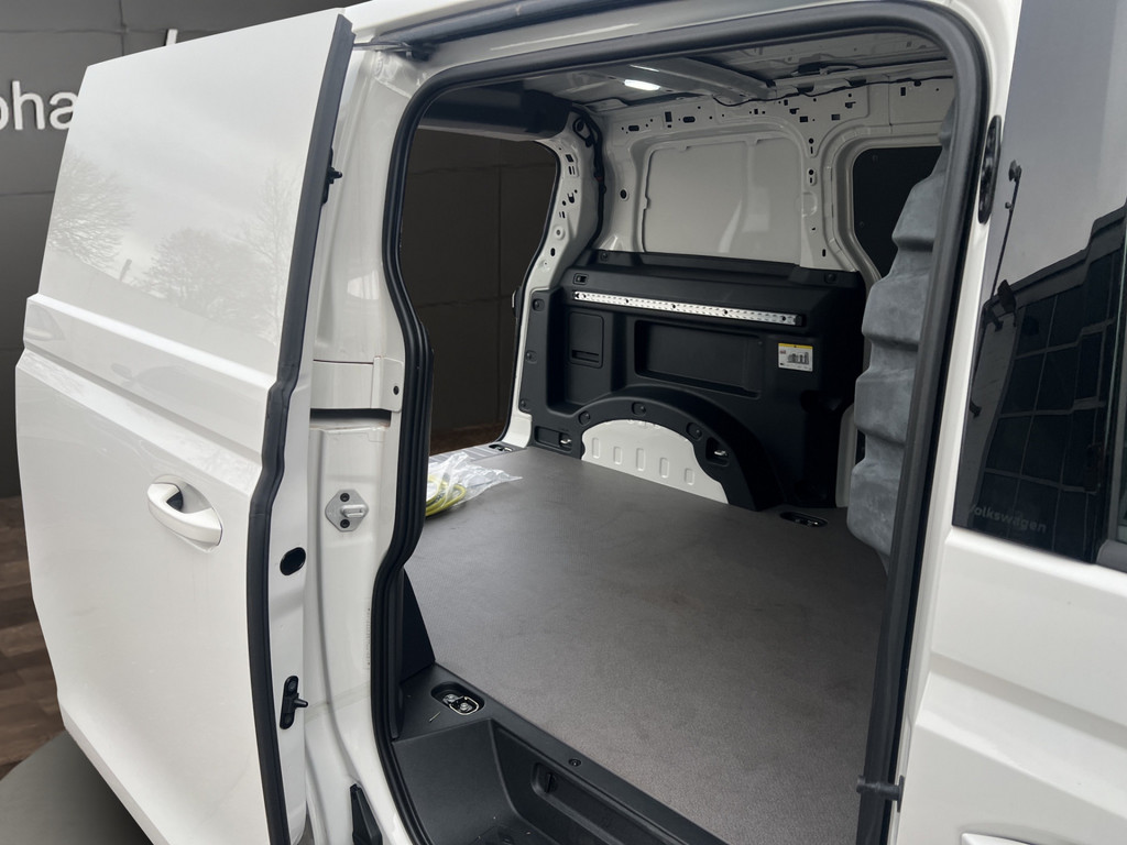 ID.Buzz 150 kW *RKamera, ACC, APP, LED, SHZ*