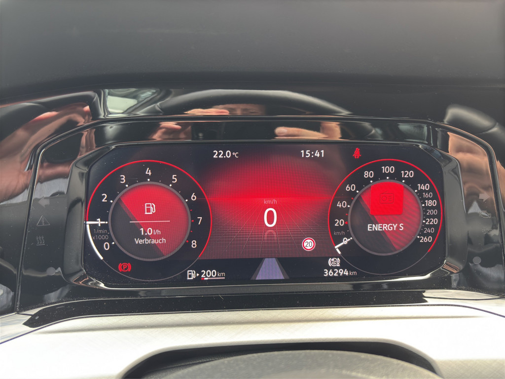 Golf VIII Variant 1.0 TSI Life *NAV,ACC,SHZ,LED,APP,LHZ,Keyless,Sr