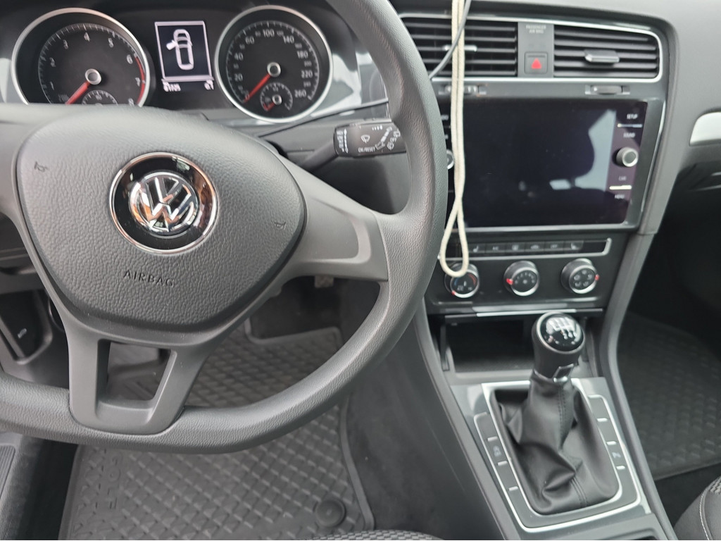 Golf VII Variant 1.0 TSI Trendline