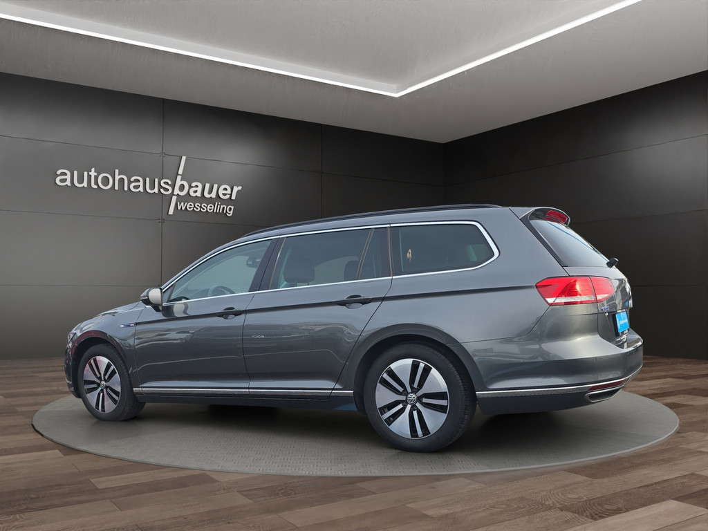 Passat Variant 1.4 TSI GTE Hybrid Plug In *NAV,R.Kamera,ACC,3-ZonenKli
