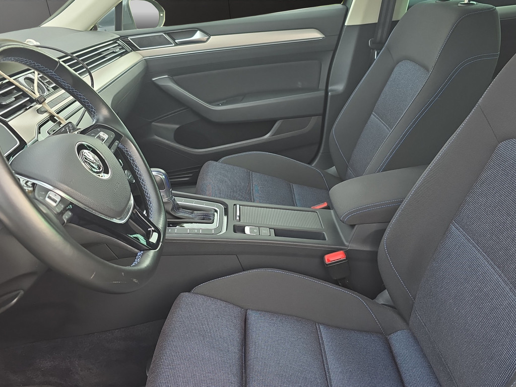 Passat Variant 1.4 TSI GTE Hybrid Plug In *NAV,R.Kamera,ACC,3-ZonenKli