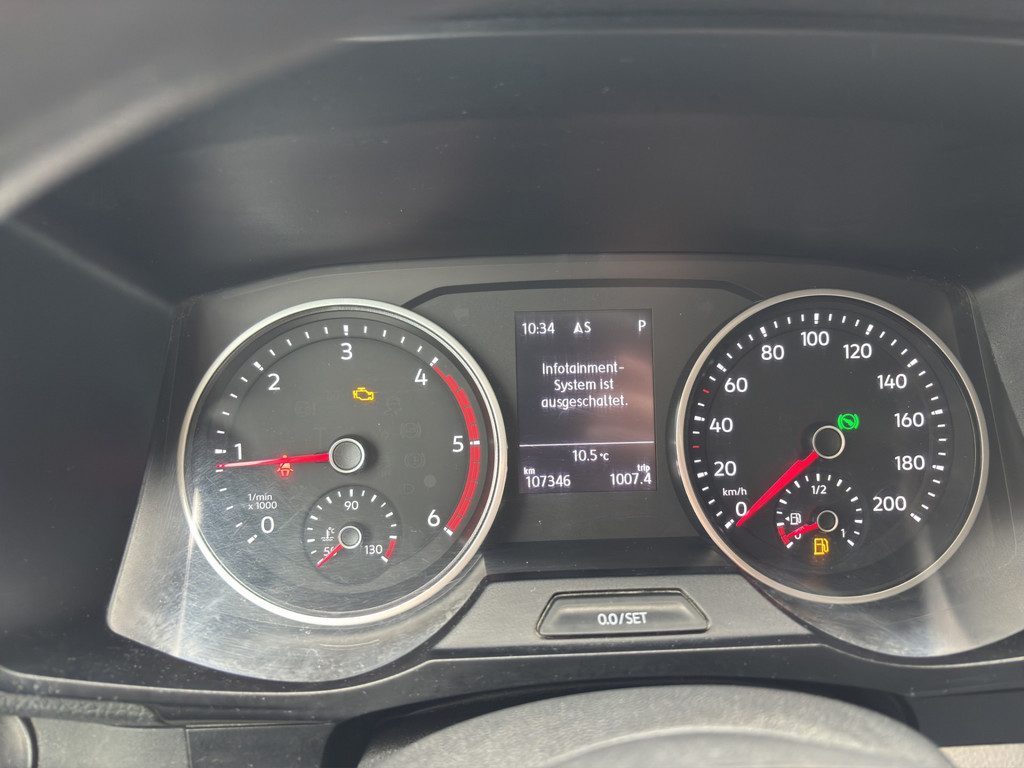 Crafter Kasten 35 mittellang Hochdach FWD