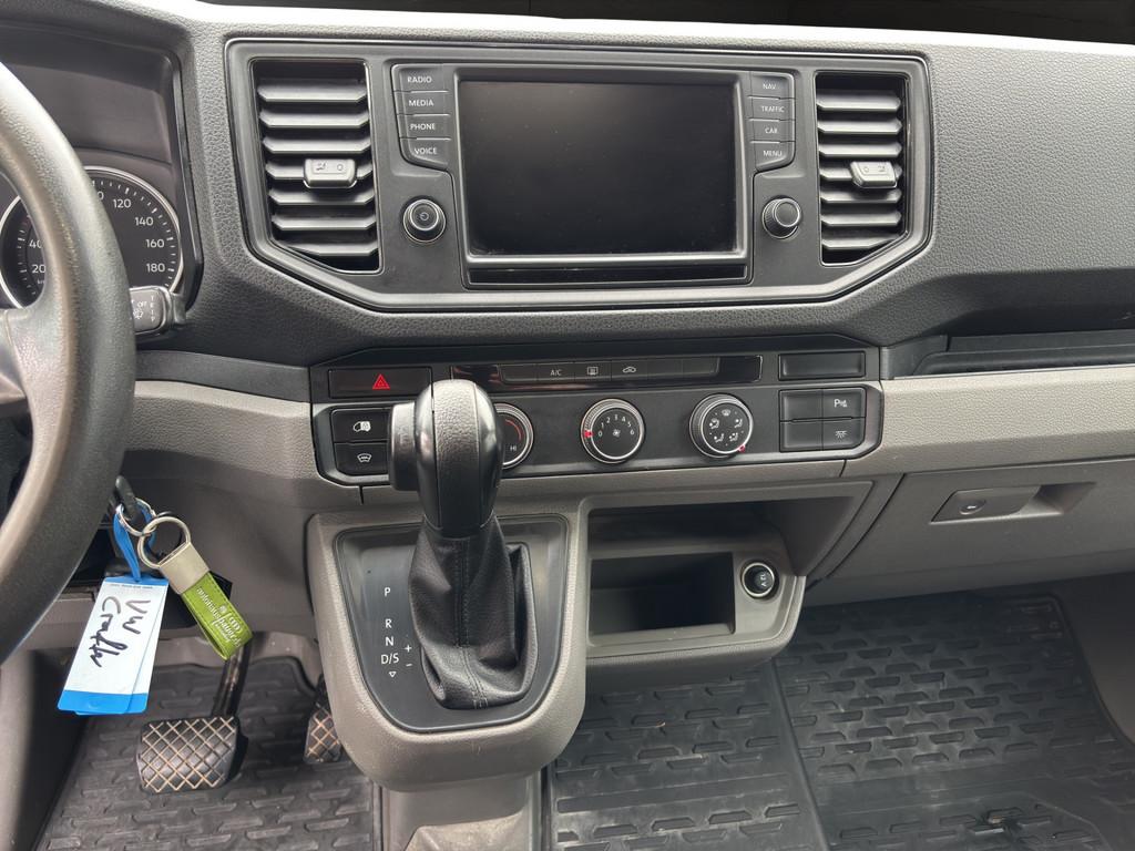 Crafter Kasten 35 mittellang Hochdach FWD