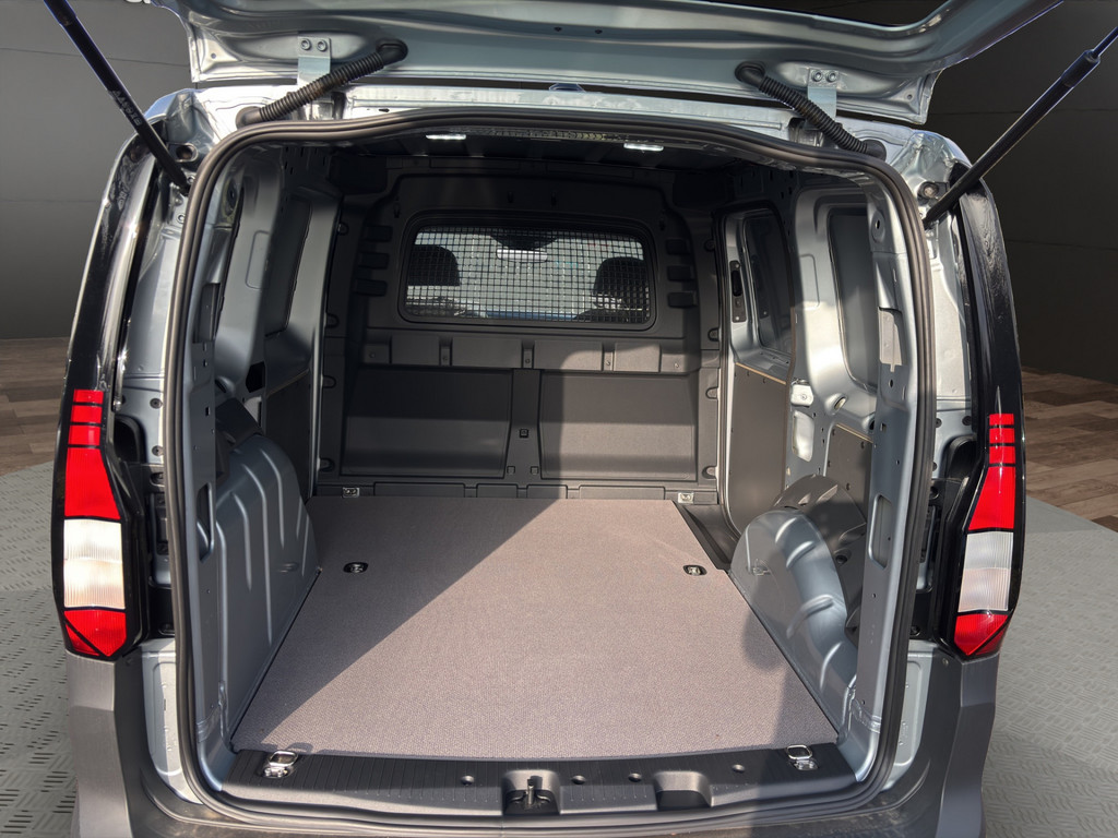 NFZ Caddy Cargo Motor: 2,0 l TDI EU6 SCR 75 kW Getriebe: 6-Gang-Schalt