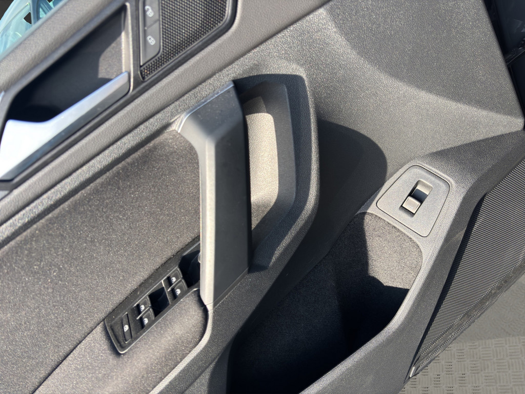 Tiguan 1.5 TSI Active *NAV,Standheiz.,SHZ,APP,Dig.Cockpit,LED,3Z-K