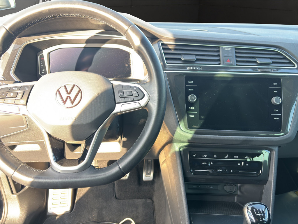 Tiguan 1.5 TSI Active *NAV,Standheiz.,SHZ,APP,Dig.Cockpit,LED,3Z-K