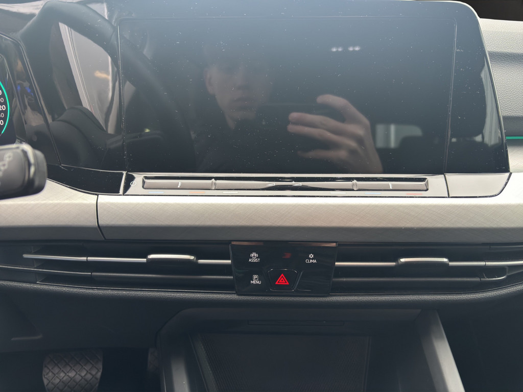 Golf VIII Variant 2.0 TDI Life, Navi,ACC,