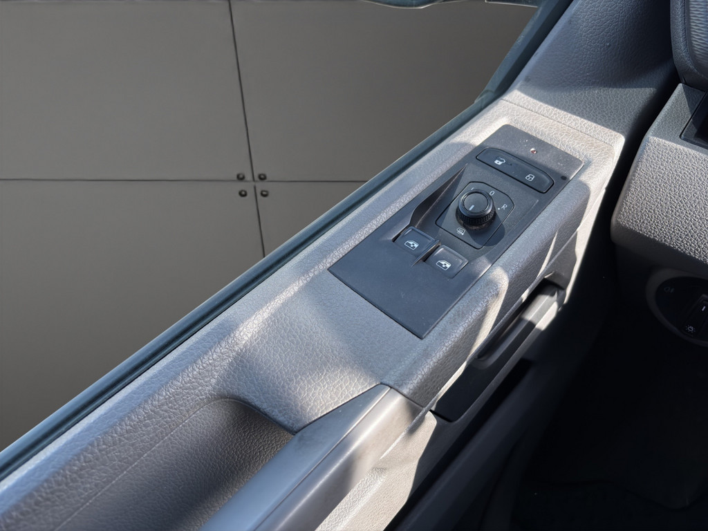 T6.1 Transporter Pritsche 2.0 TDI FWD