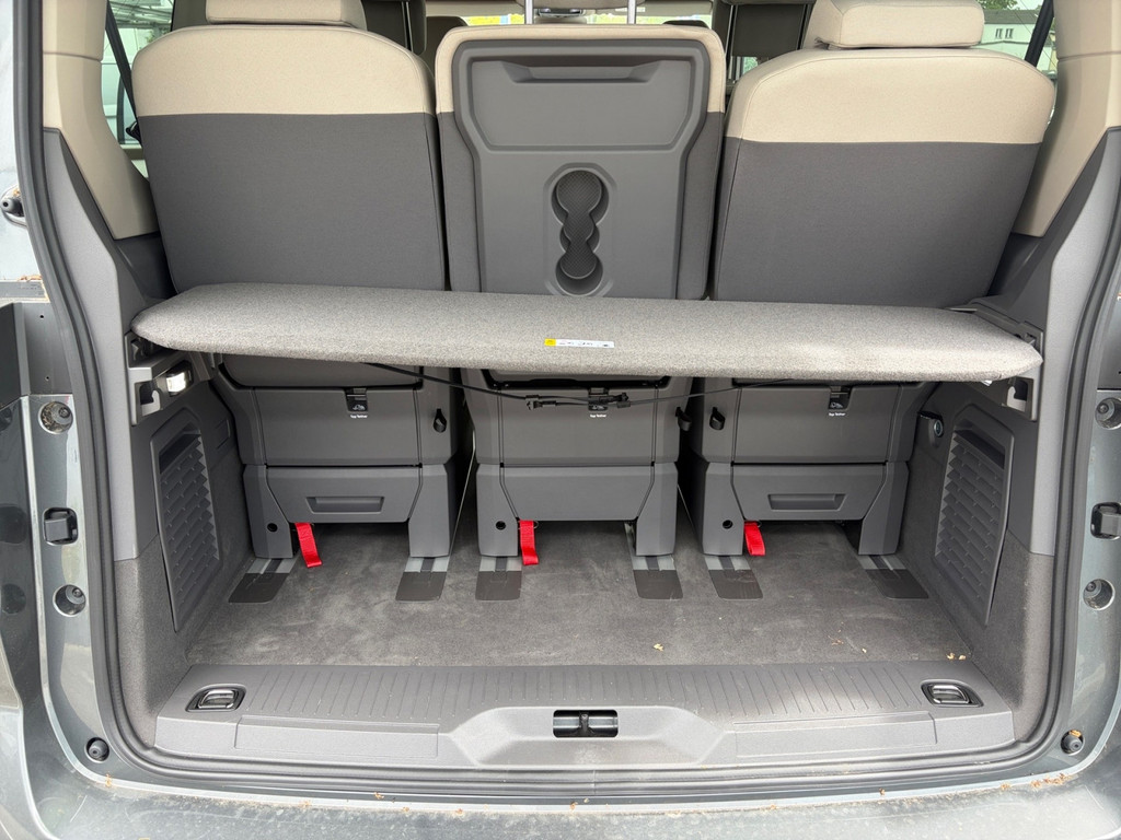 T7 Multivan 1.5 TSI eHybrid 4MOTION Edit *AreaView,MatrixLED,APP,Tempomat