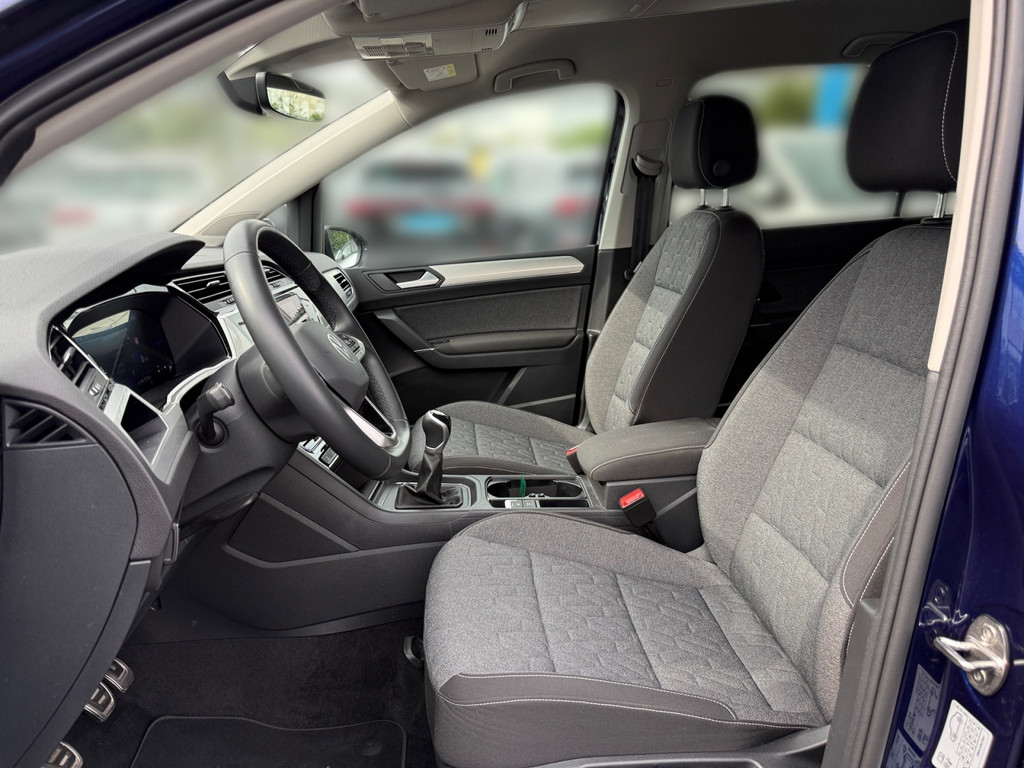 Touran 1.5 TSI MOVE *NAV,R.Kam,ACC,APP,7-Sitze*
