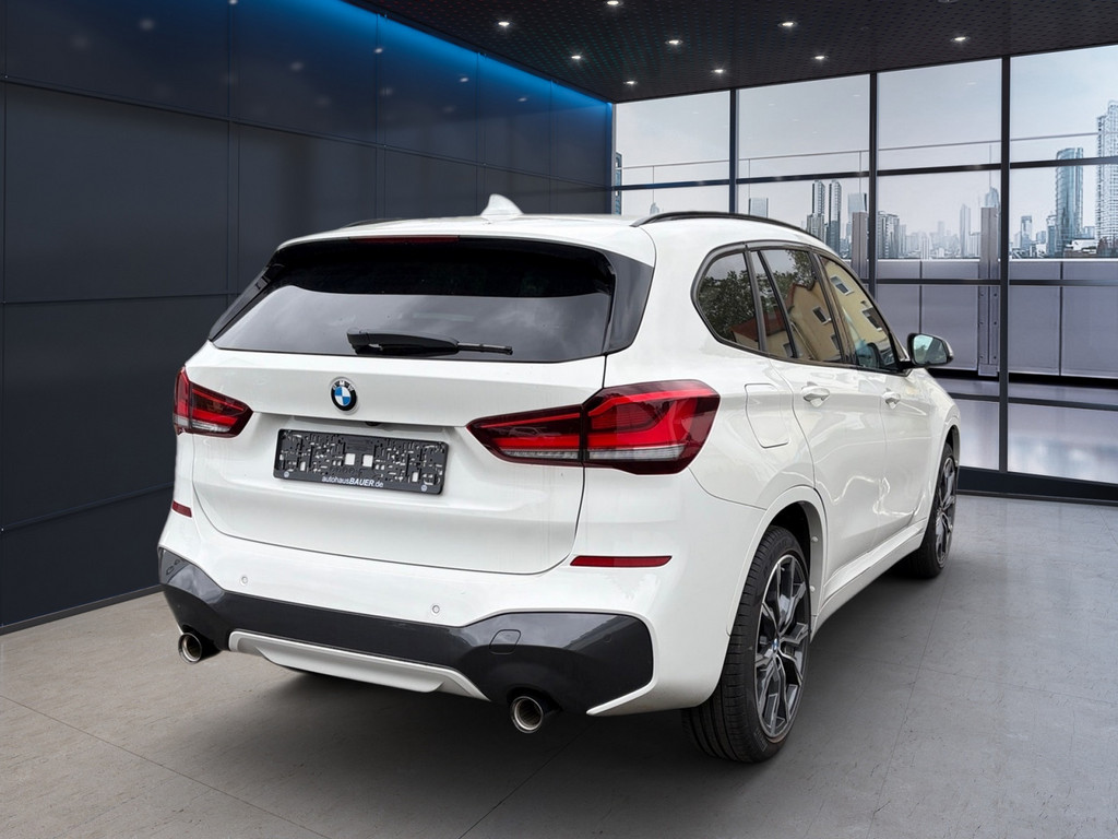 X1 xDrive 20 i M Sport
