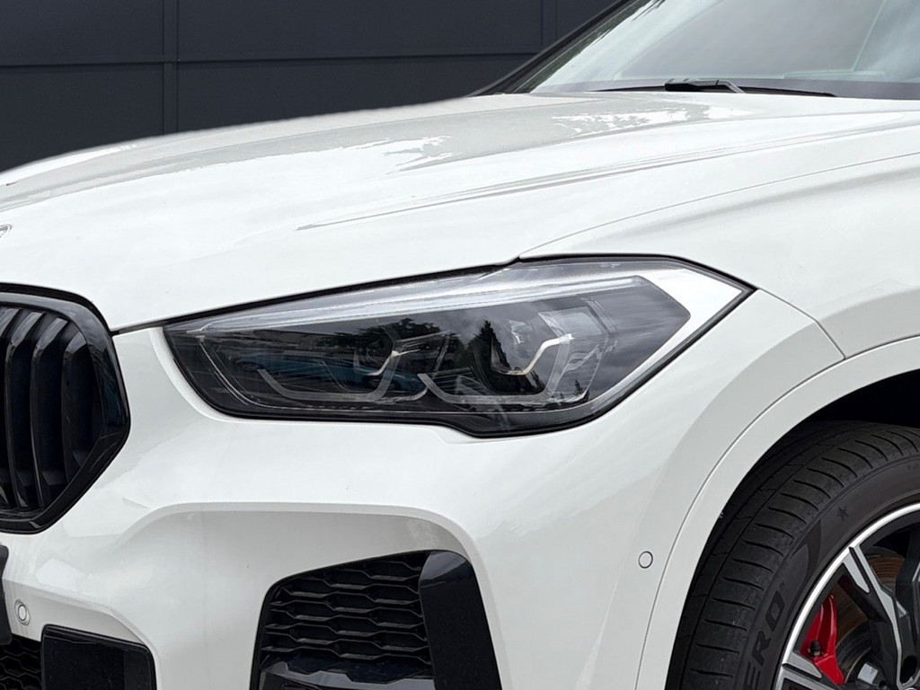 X1 xDrive 20 i M Sport