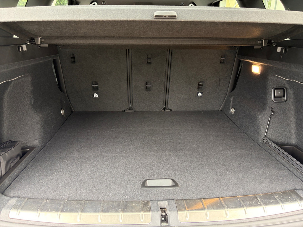 X1 xDrive 20 i M Sport