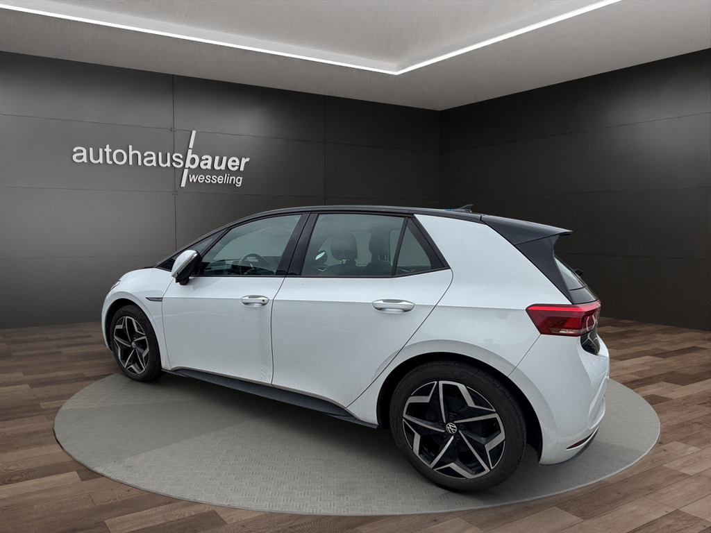 ID.3 Pro Performance Life *NAV,ACC,APPSHZ,LED,KeylessStart*