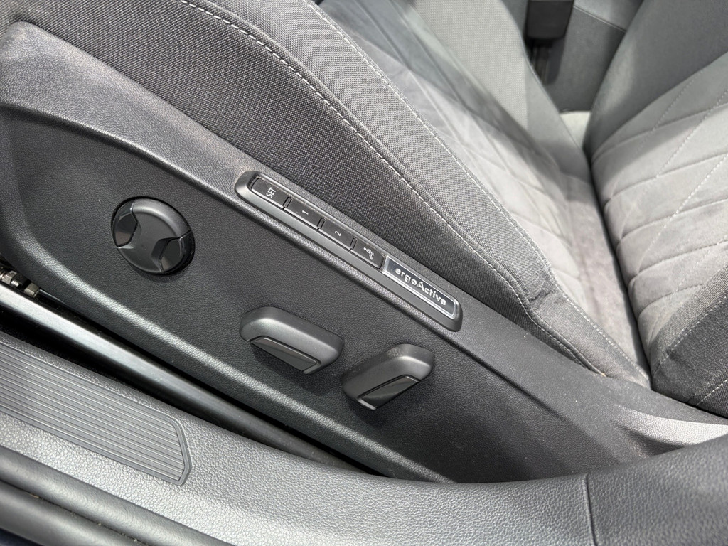 Golf VIII Style eTSI