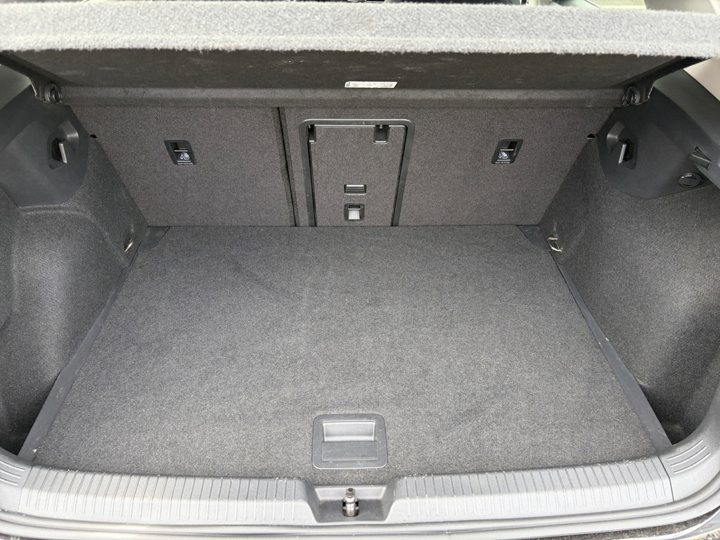 Golf VIII Style eTSI