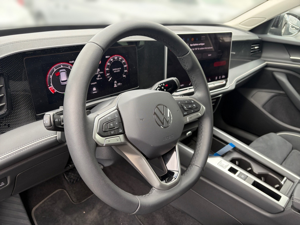 Passat 1.5 eTSI Business *NAV,APP,ACC,3-ZonenKlima,LED,SHZ,Massage,AHK
