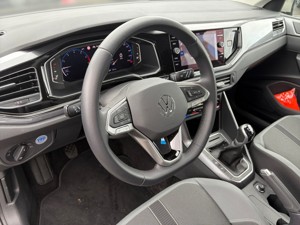 Polo 1.0 TSI Style *NAV,LEDMatrix,APP,2ZonenKlima,Parklenkassistent*