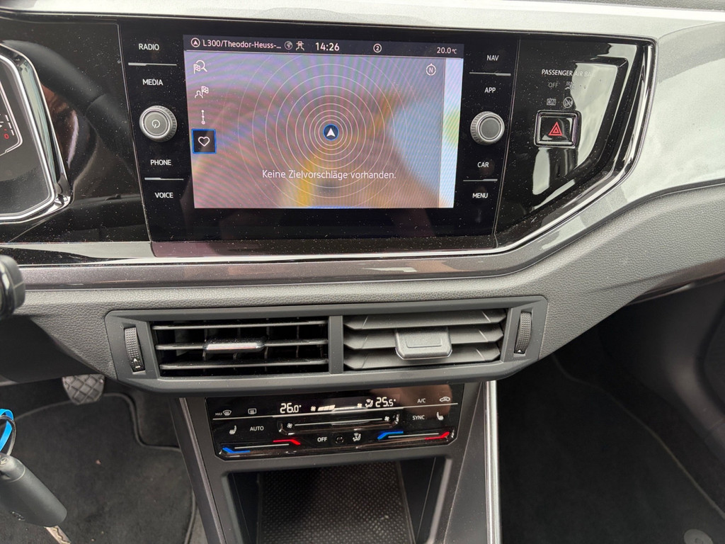 Polo 1.0 TSI Style *NAV,LEDMatrix,APP,2ZonenKlima,Parklenkassistent*