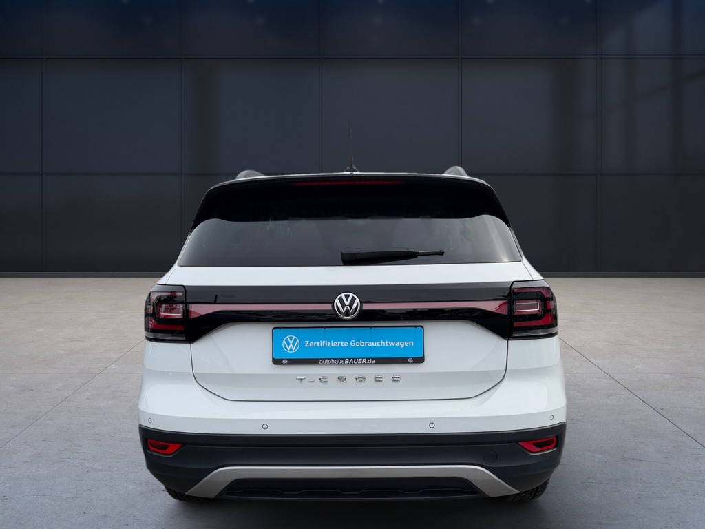 T-Cross United