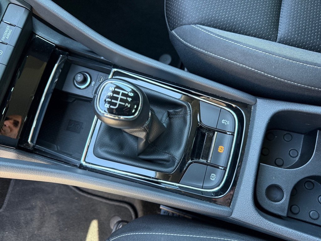 Karoq 1.0 TSI Ambition Tour *LED,SHZ,VirtualCockpit,Tempomat,Climatron