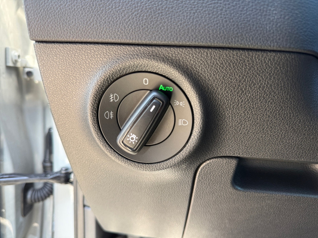 Karoq 1.0 TSI Ambition Tour *LED,SHZ,VirtualCockpit,Tempomat,Climatron