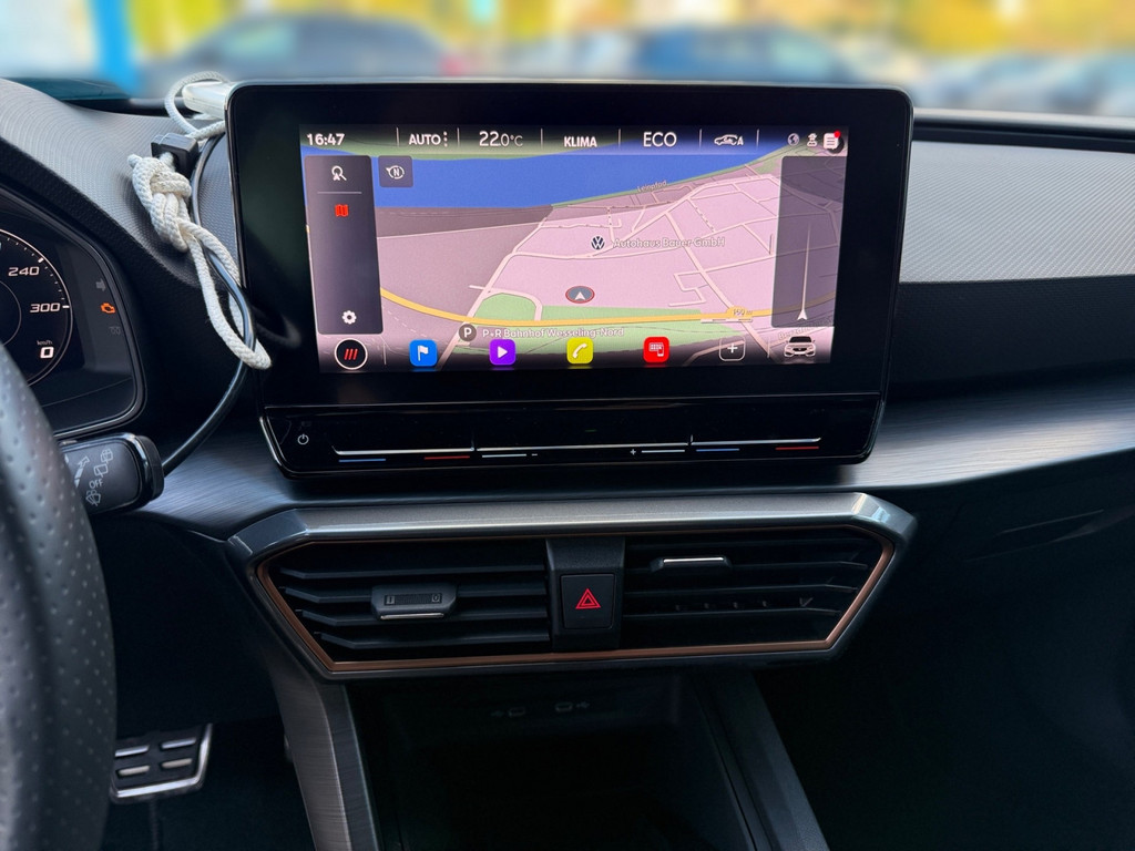 Leon SP 1.4 electric/TSI e-HYBRID *NAV,LED,KeylessAdvanced,APP,ACC,3Zo
