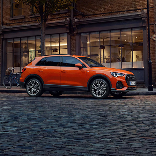 LP1 Audi Q3 Orange Audi Q3 Seite orange